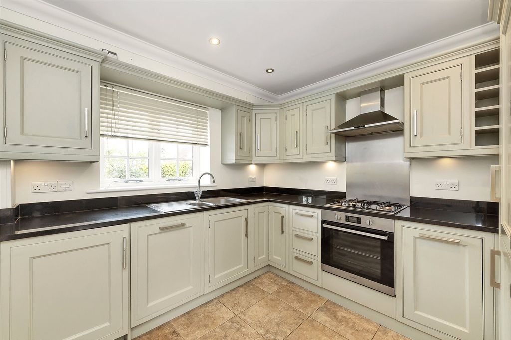 Property photo 3 of 13 Picture No. 05
