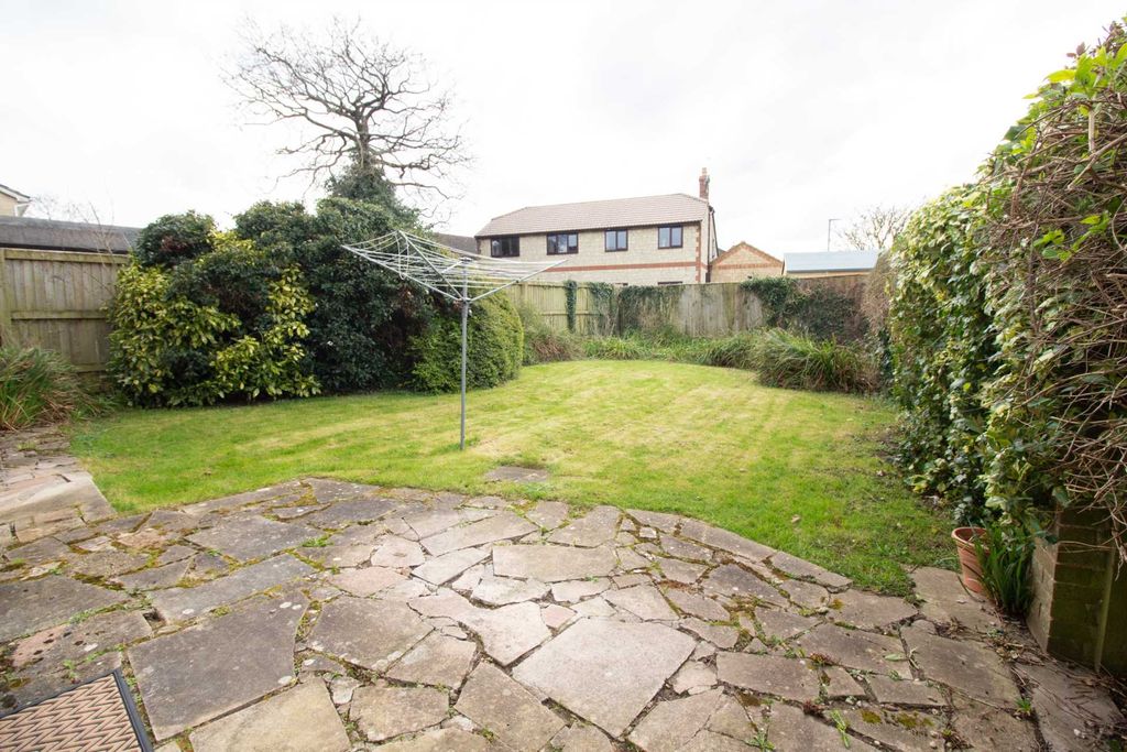 Property photo 2 of 14