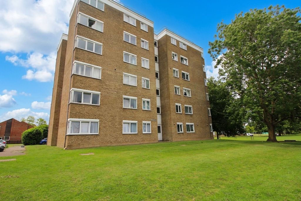 Property photo 1 of 9