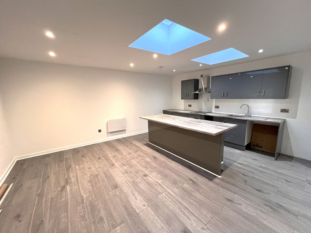 Property photo 1 of 3 Kitchen