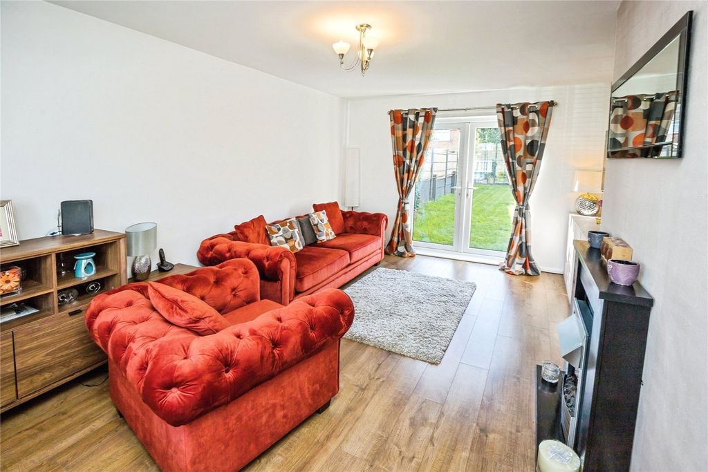 Property photo 2 of 19 Living Room