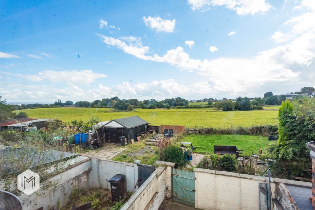 Property photo 3 of 15 Picture No. 04