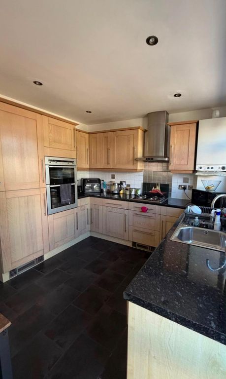 Property photo 2 of 4 4209d46c-B2d6-4F01-82dc-5419895Bc3d9