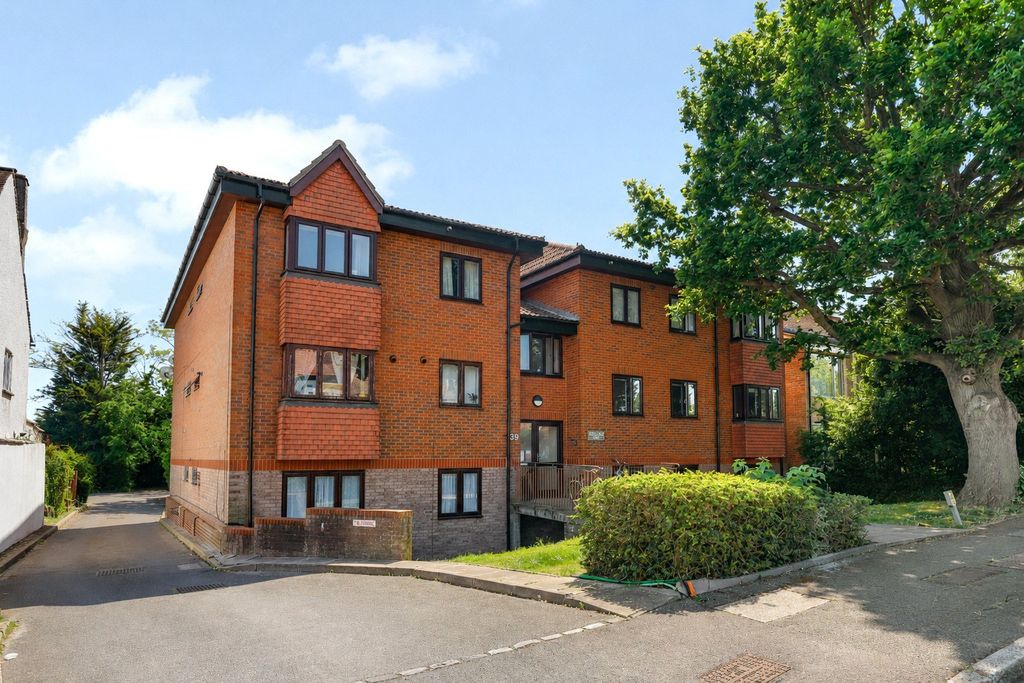 Property photo 1 of 16 Picture No. 01