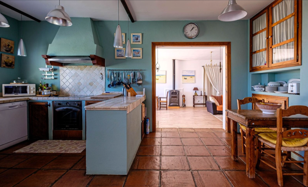 Property photo 3 of 3