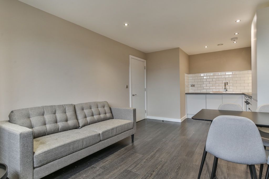 Property photo 2 of 13