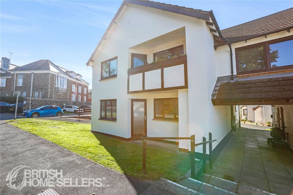 Property photo 1 of 14 Picture No. 15