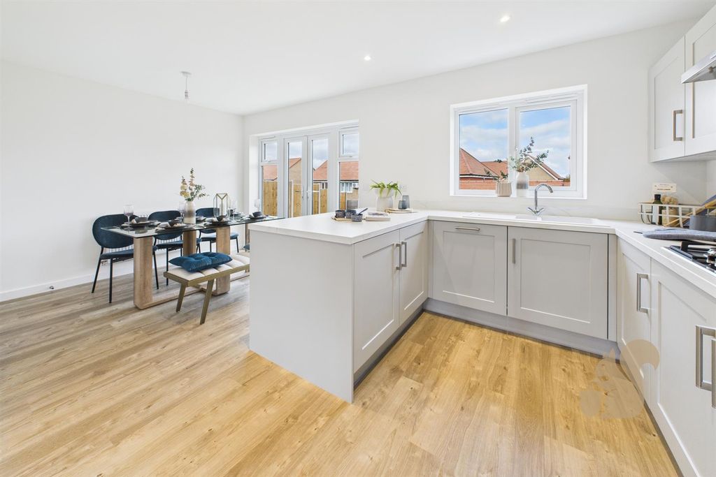 Property photo 2 of 30 Kitchen