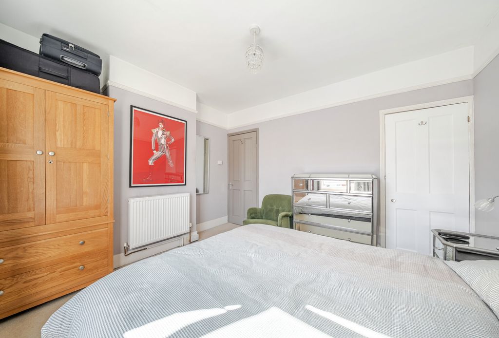 Property photo 2 of 14 1419926-11-69d4F3...