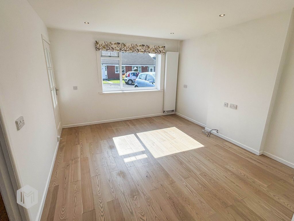 Property photo 2 of 11 Picture No. 08
