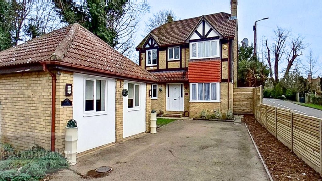 Property photo 1 of 32