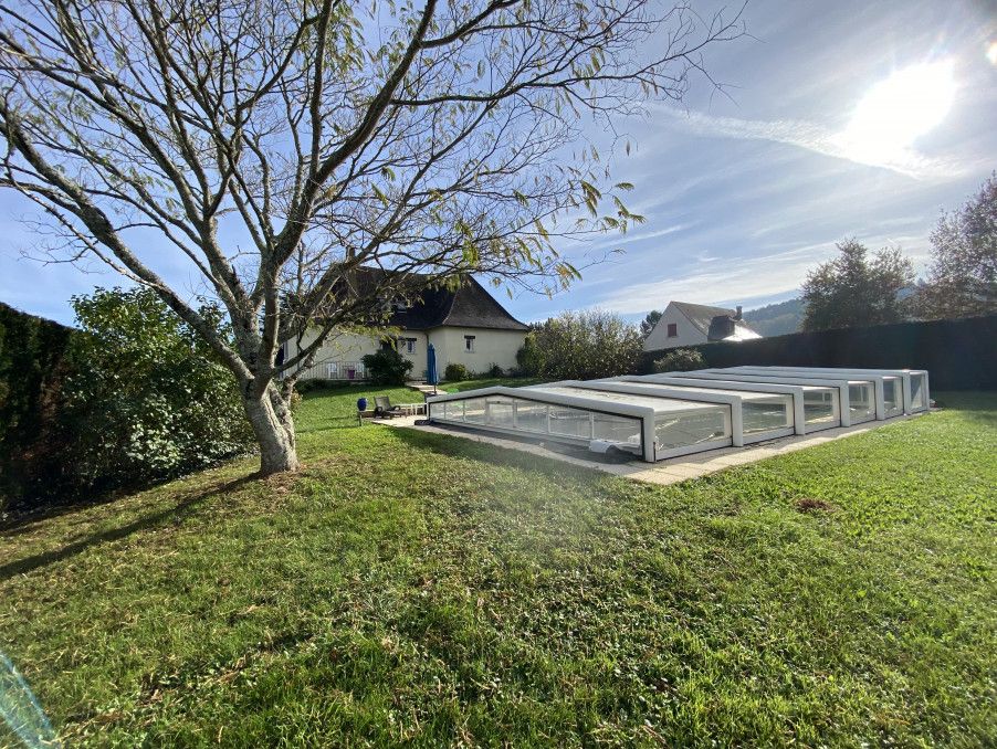 Property photo 3 of 27