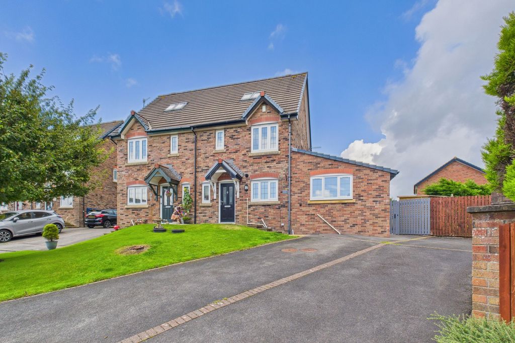 Property photo 1 of 34