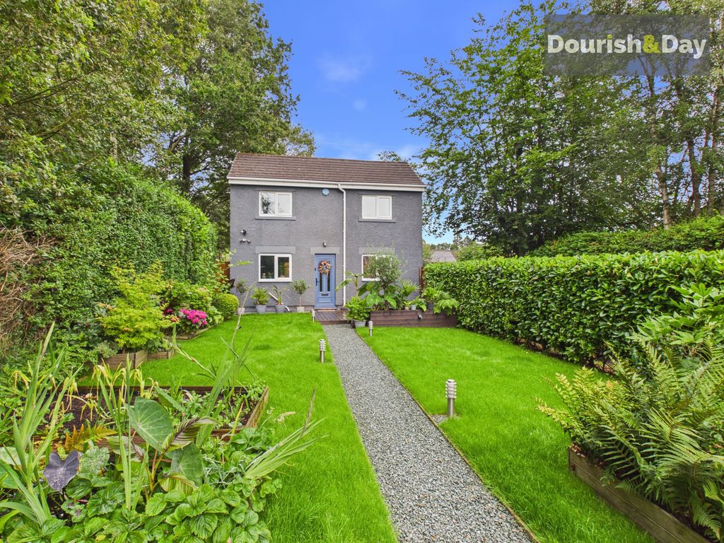 Property photo 1 of 28