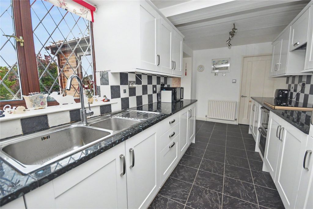 Property photo 3 of 19 Picture No. 03