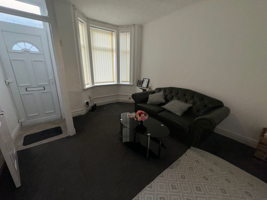 Property photo 2 of 9