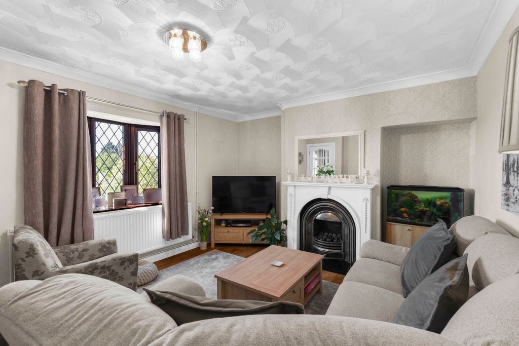 Property photo 2 of 25 5260132