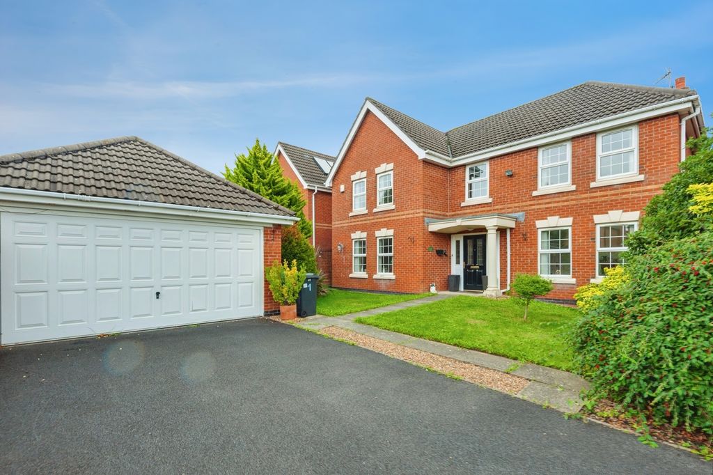Property photo 1 of 26 Pbox-Img.Jpg