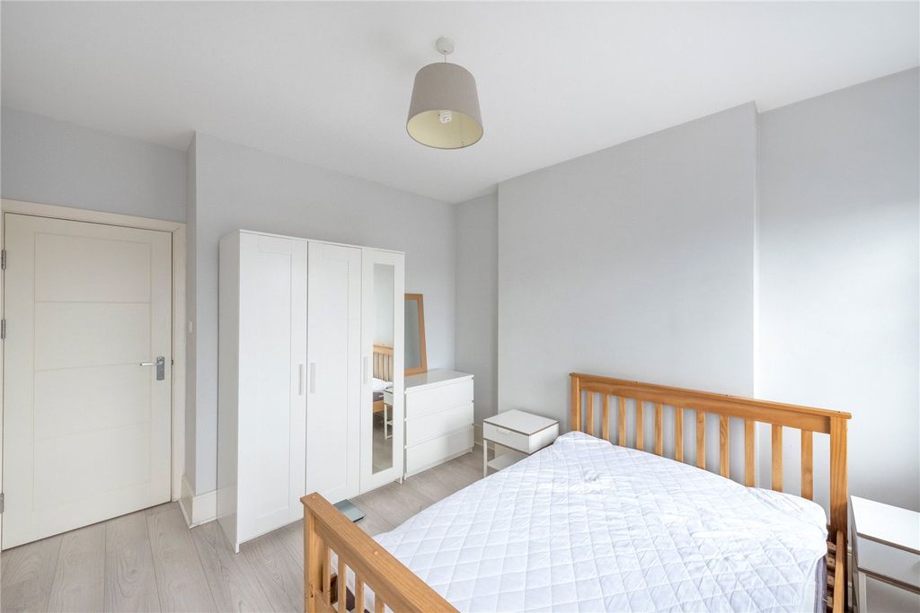 Property photo 2 of 8 Bedroom 1