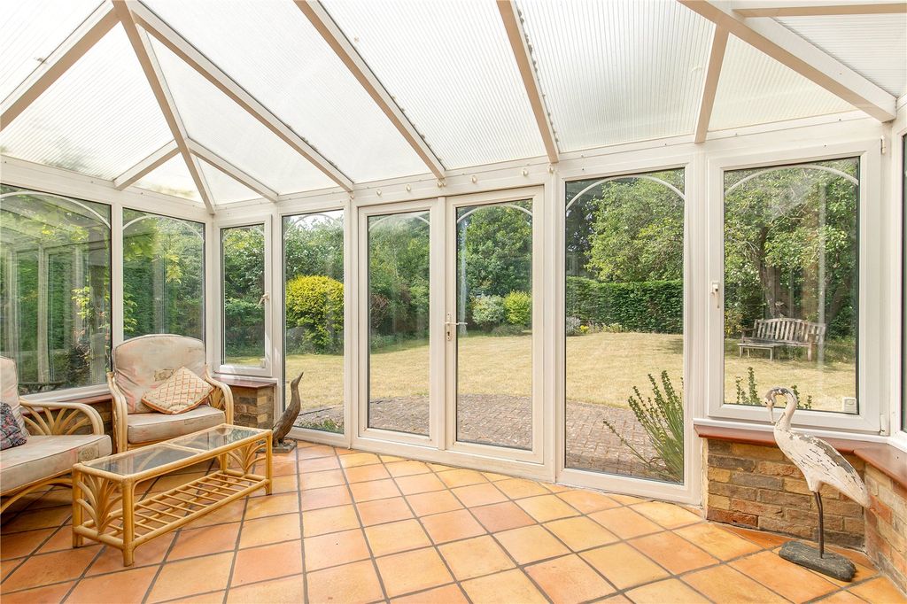 Property photo 3 of 16 Conservatory