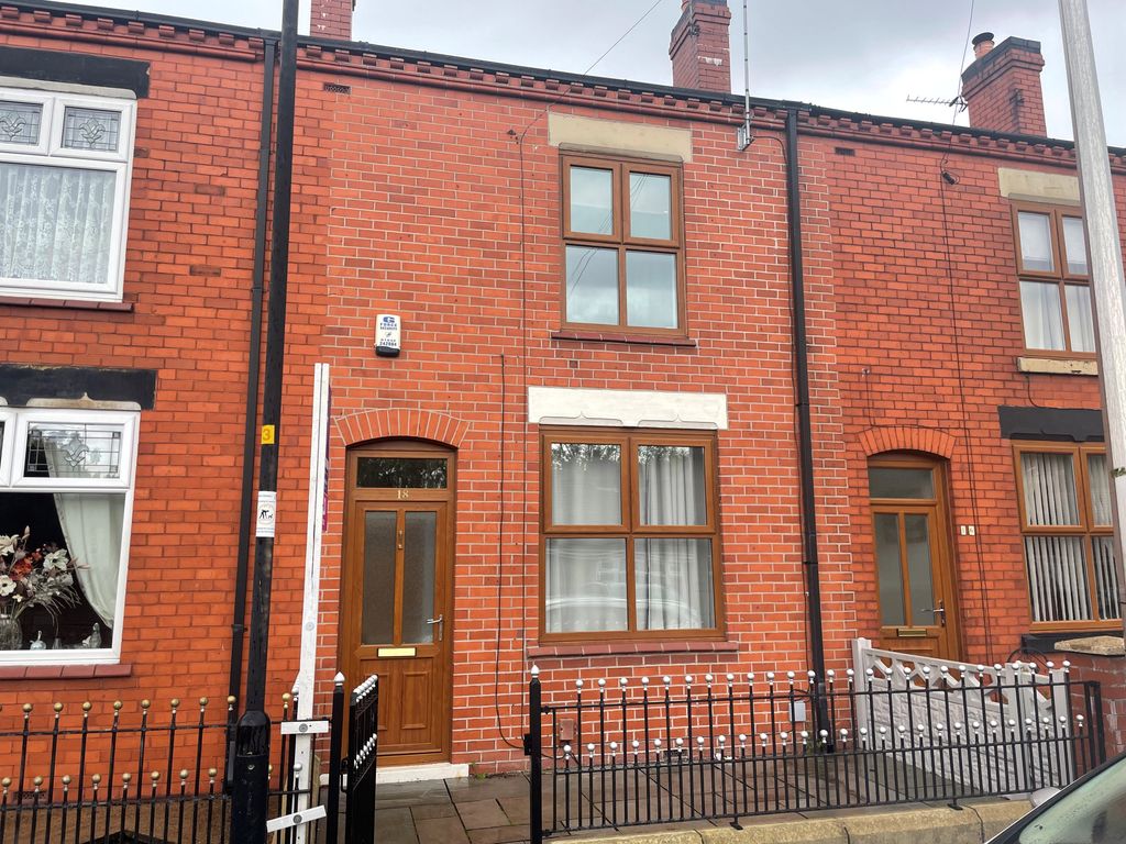 Property photo 1 of 7