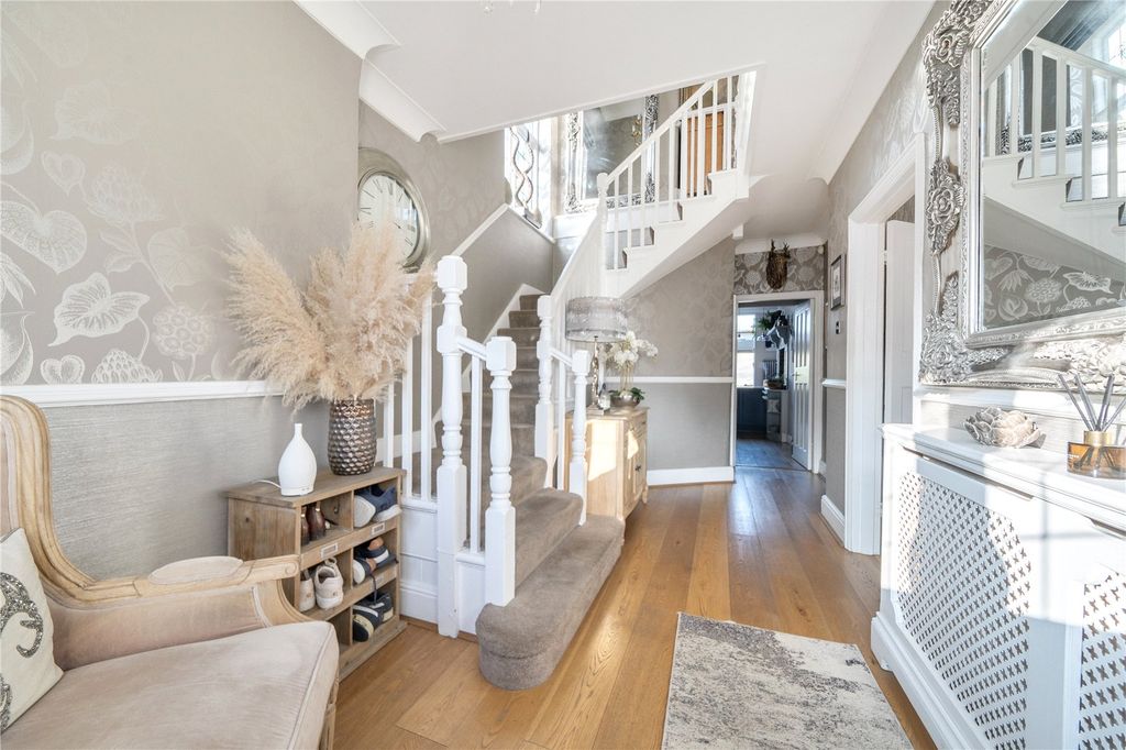 Additional image 15 of 4 bed detached house for saleChase Green Avenue, Enfield EN2