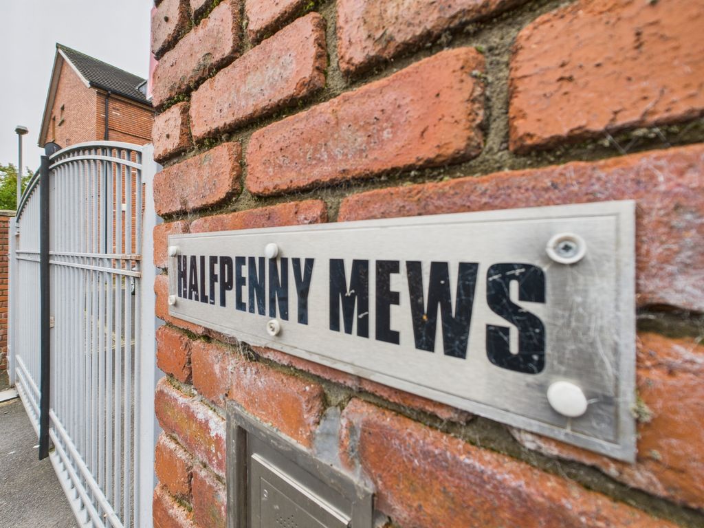 Property photo 2 of 14