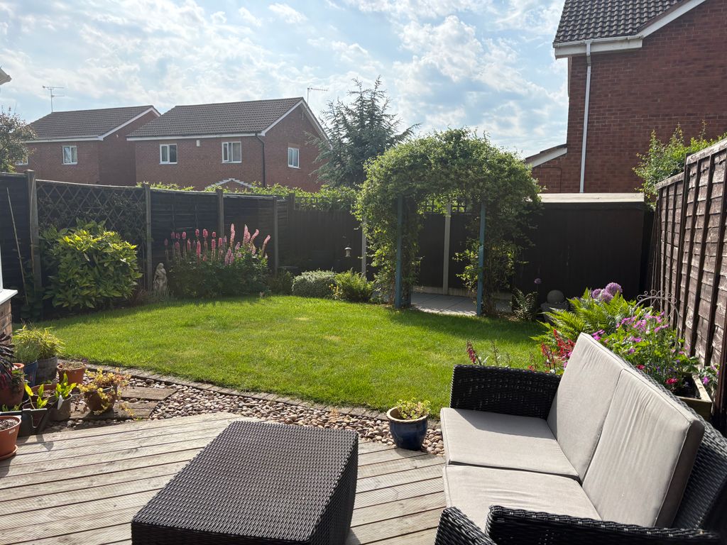 Property photo 2 of 41 Garden