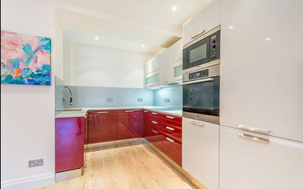 Property photo 3 of 8