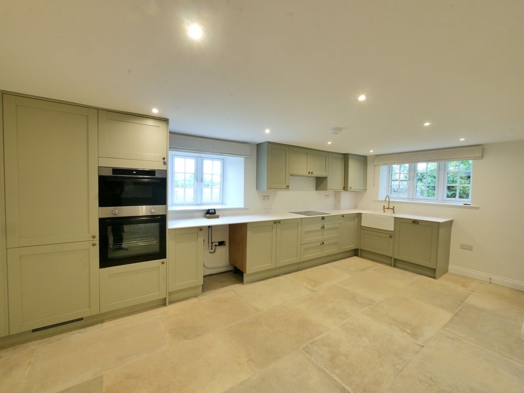 Property photo 2 of 10 P1530519