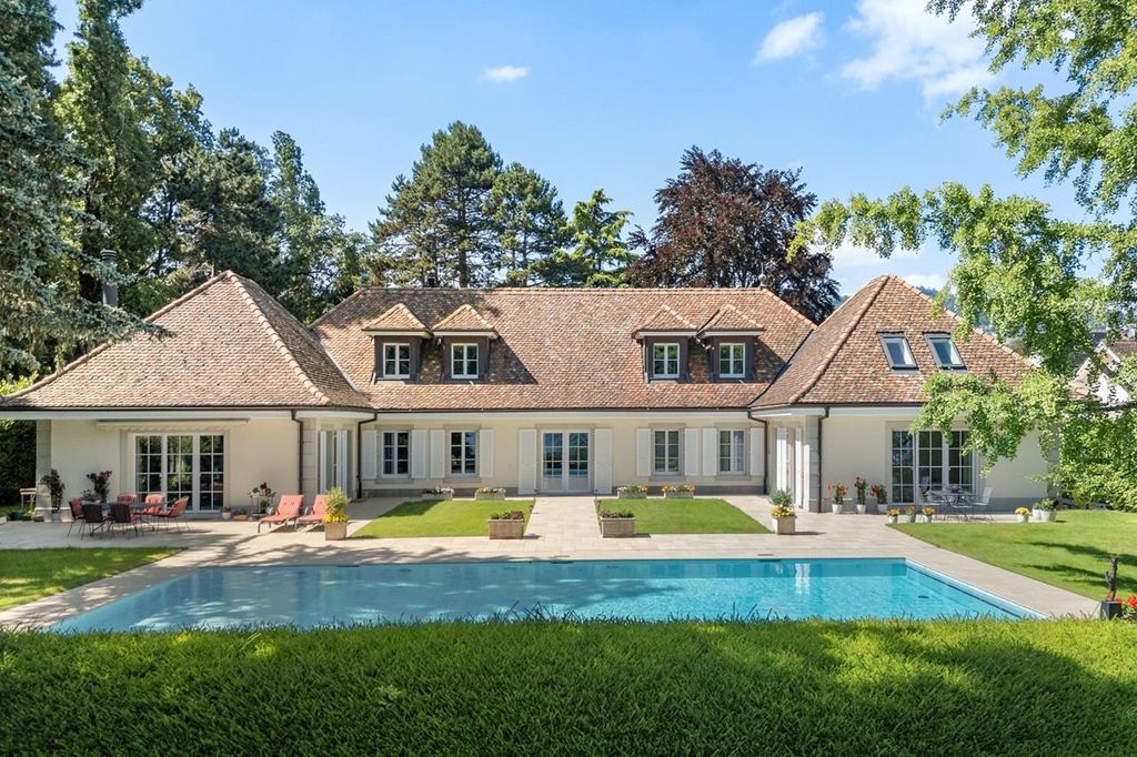 Property photo 1 of 10 Image