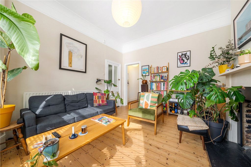 Property photo 1 of 11 Reception Room