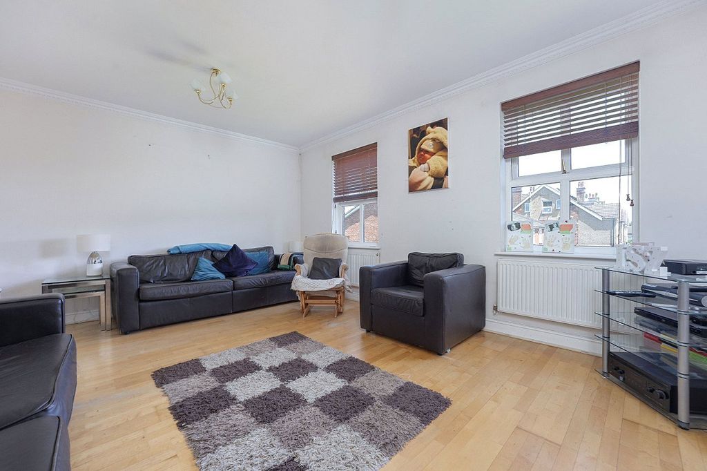 Property photo 3 of 18 Picture No. 08