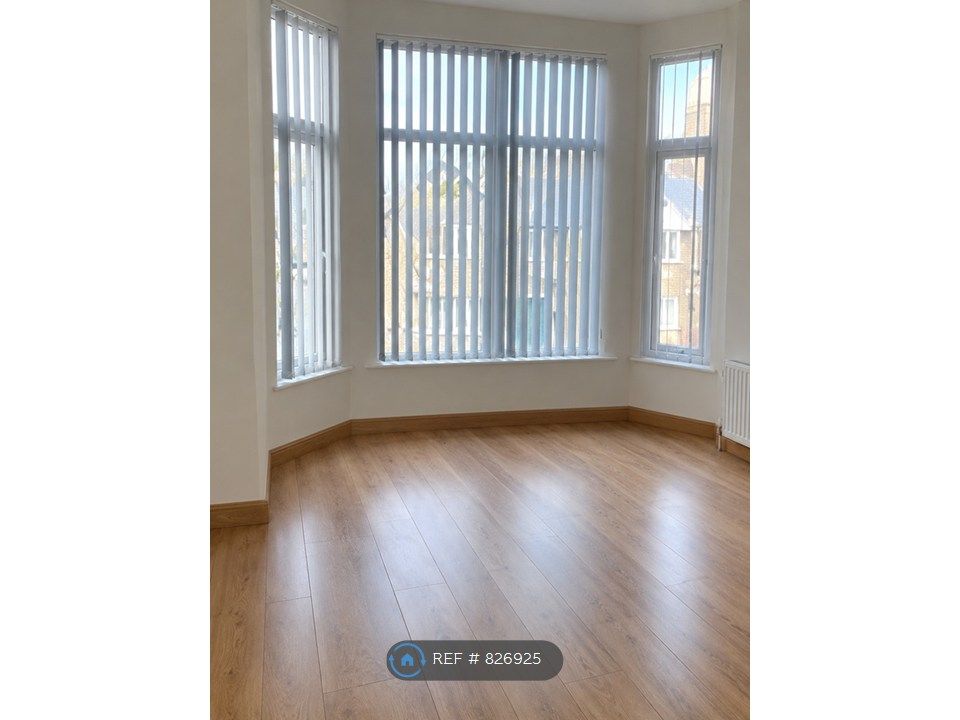 Property photo 2 of 3