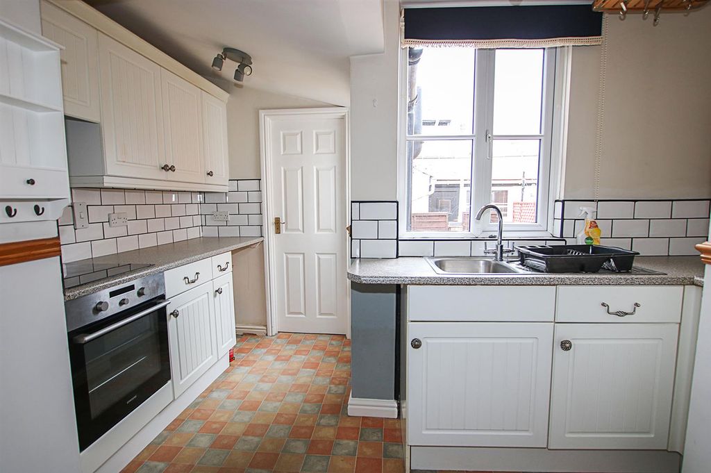 Property photo 3 of 12 Img_2117.Jpg