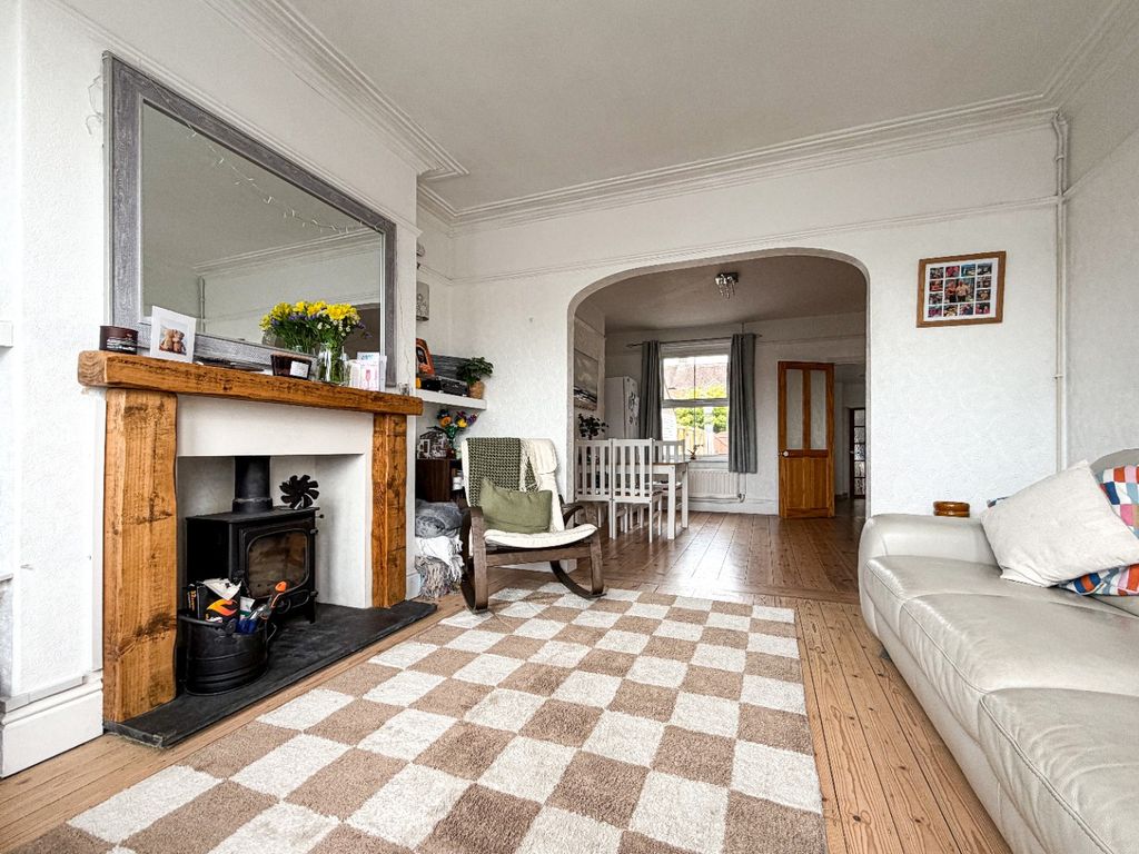 Property photo 2 of 17 5392234