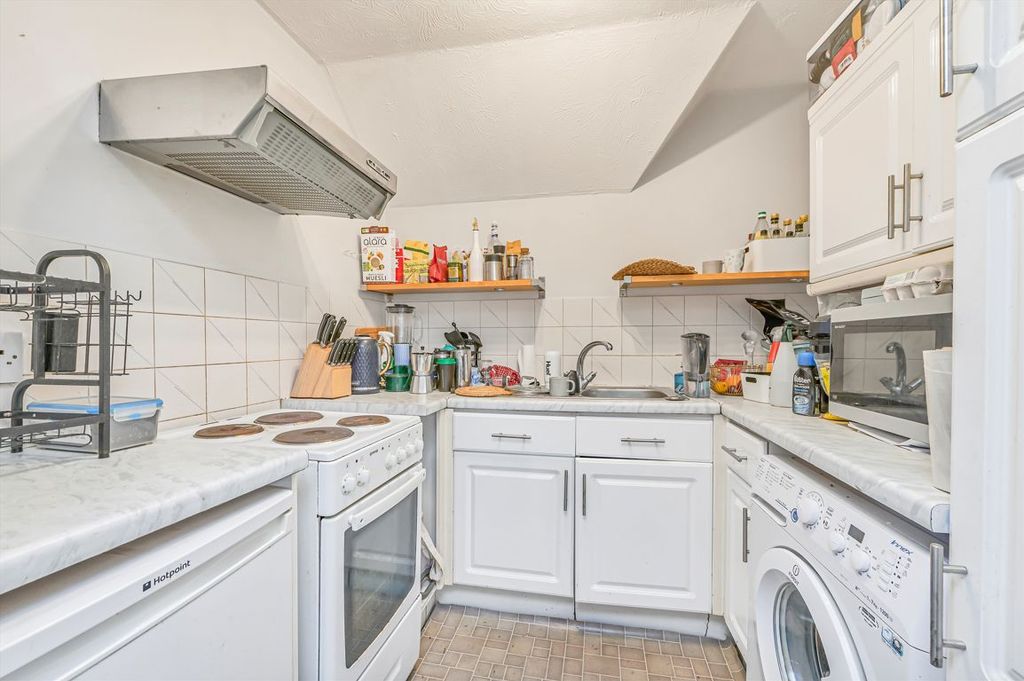 Property photo 3 of 3