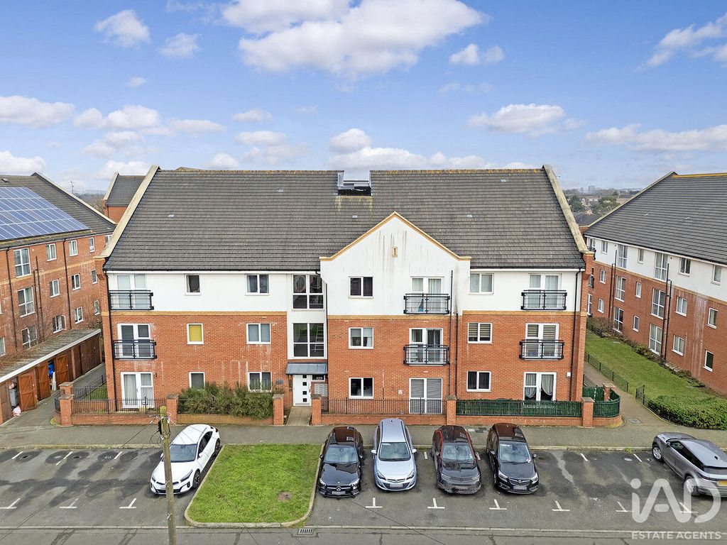 Property photo 1 of 14