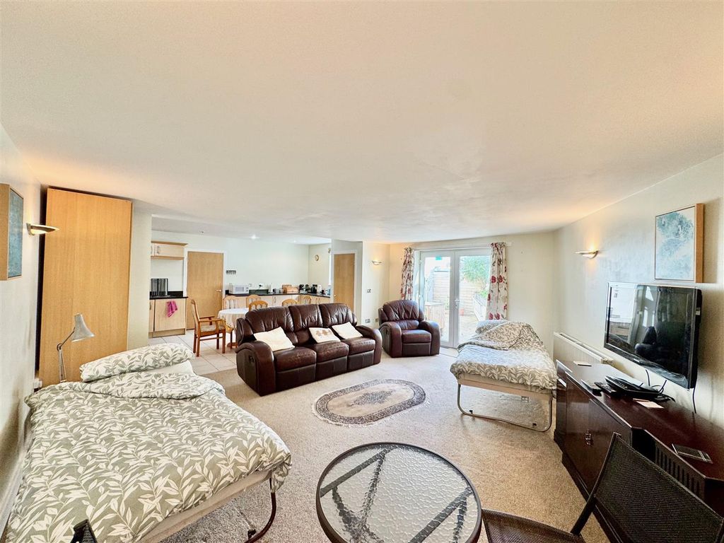 Property photo 3 of 37 Img_7884.Jpeg