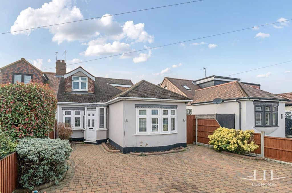 Property photo 2 of 24