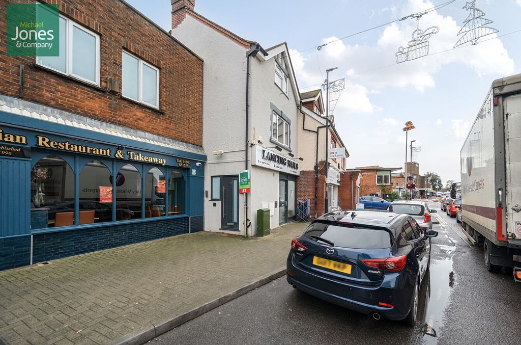 Property photo 1 of 6 External