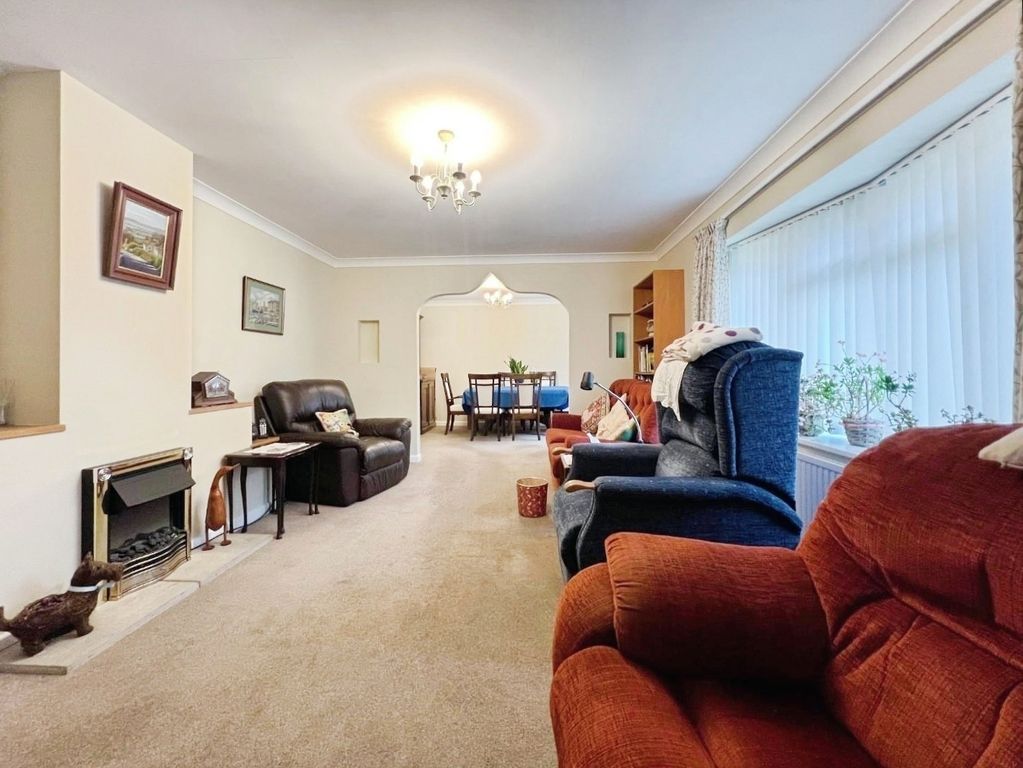 Property photo 3 of 15 Pbox-Img.Jpg