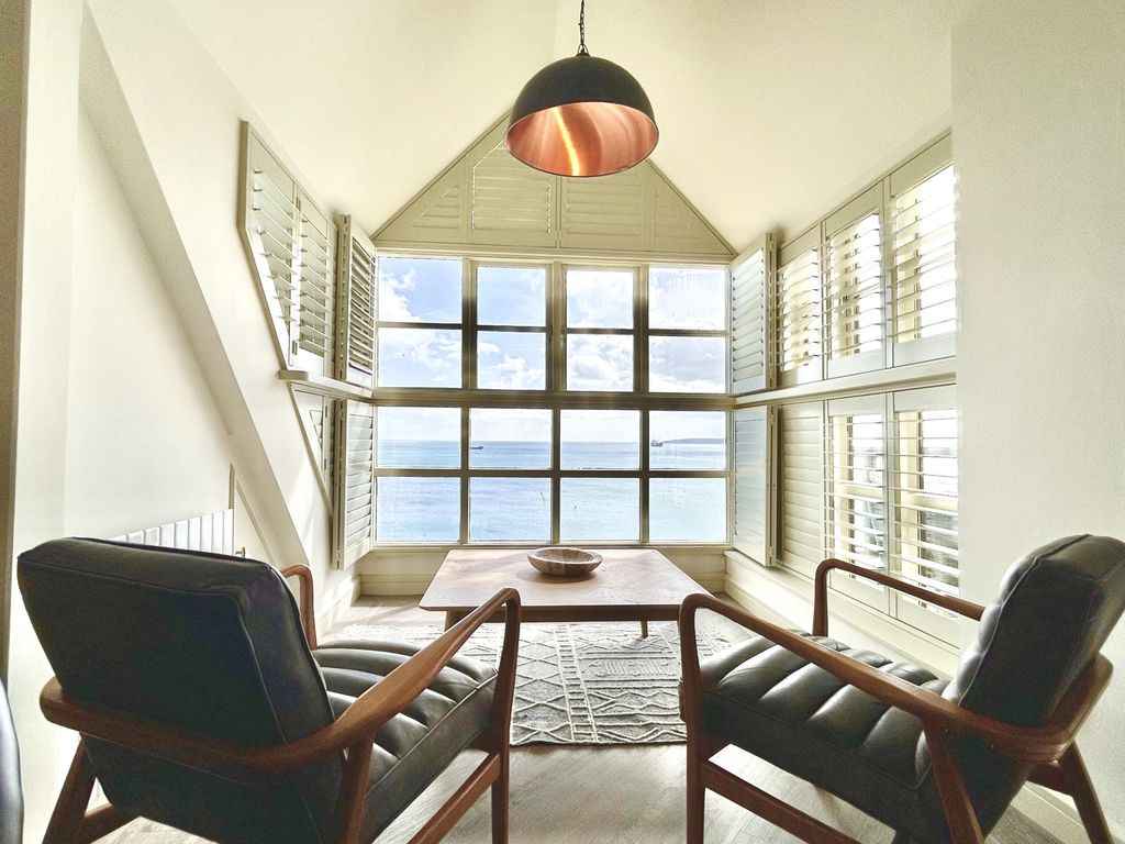 Additional image 4 of 3 bed flat for saleFalmouth, Cornwall TR11