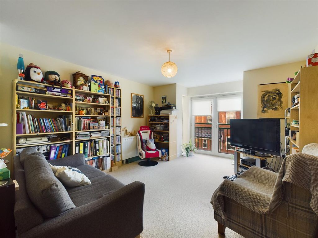 Property photo 2 of 7