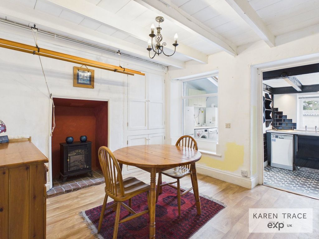 Property photo 3 of 16