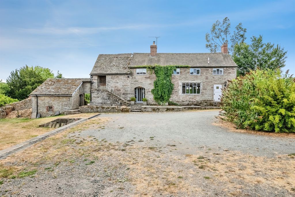 Property photo 1 of 35