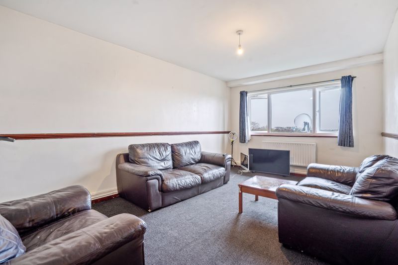 Property photo 2 of 13 Photo 1