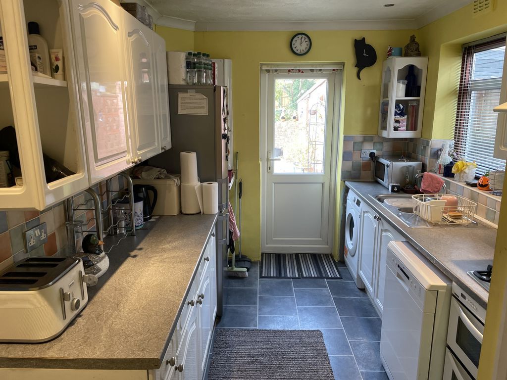 Property photo 2 of 12 Photo 11