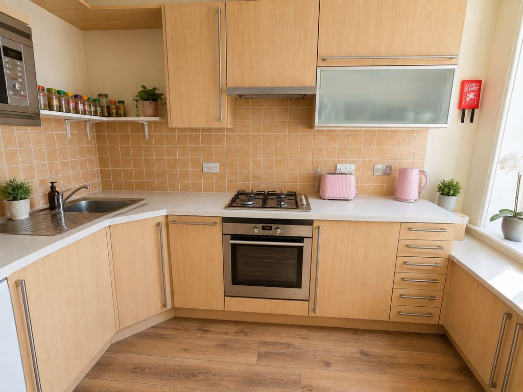 Property photo 2 of 5