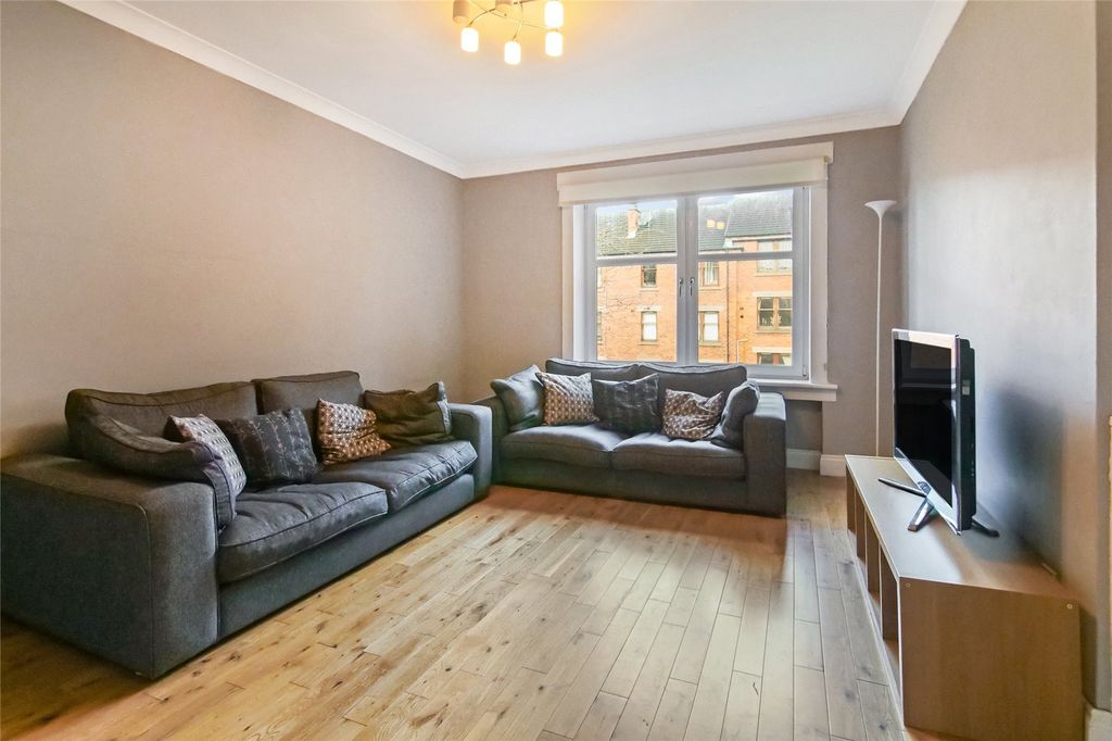 Property photo 2 of 22 Picture No. 23